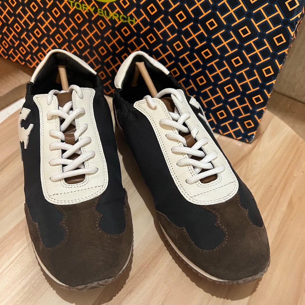 Tory Burch tennis shoes